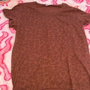 COPY - Buckle tee shirt